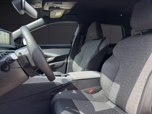 PEUGEOT 5008 Hybrid 136 e-DCS6 Allure