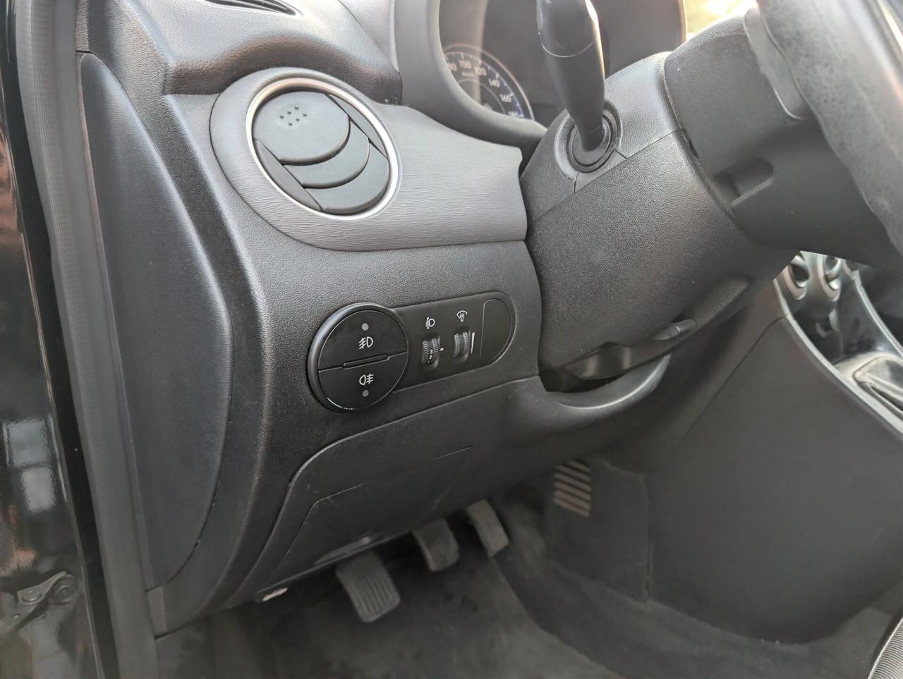 Hyundai i10 1.1 12V BlueDrive GPL Sound Edition