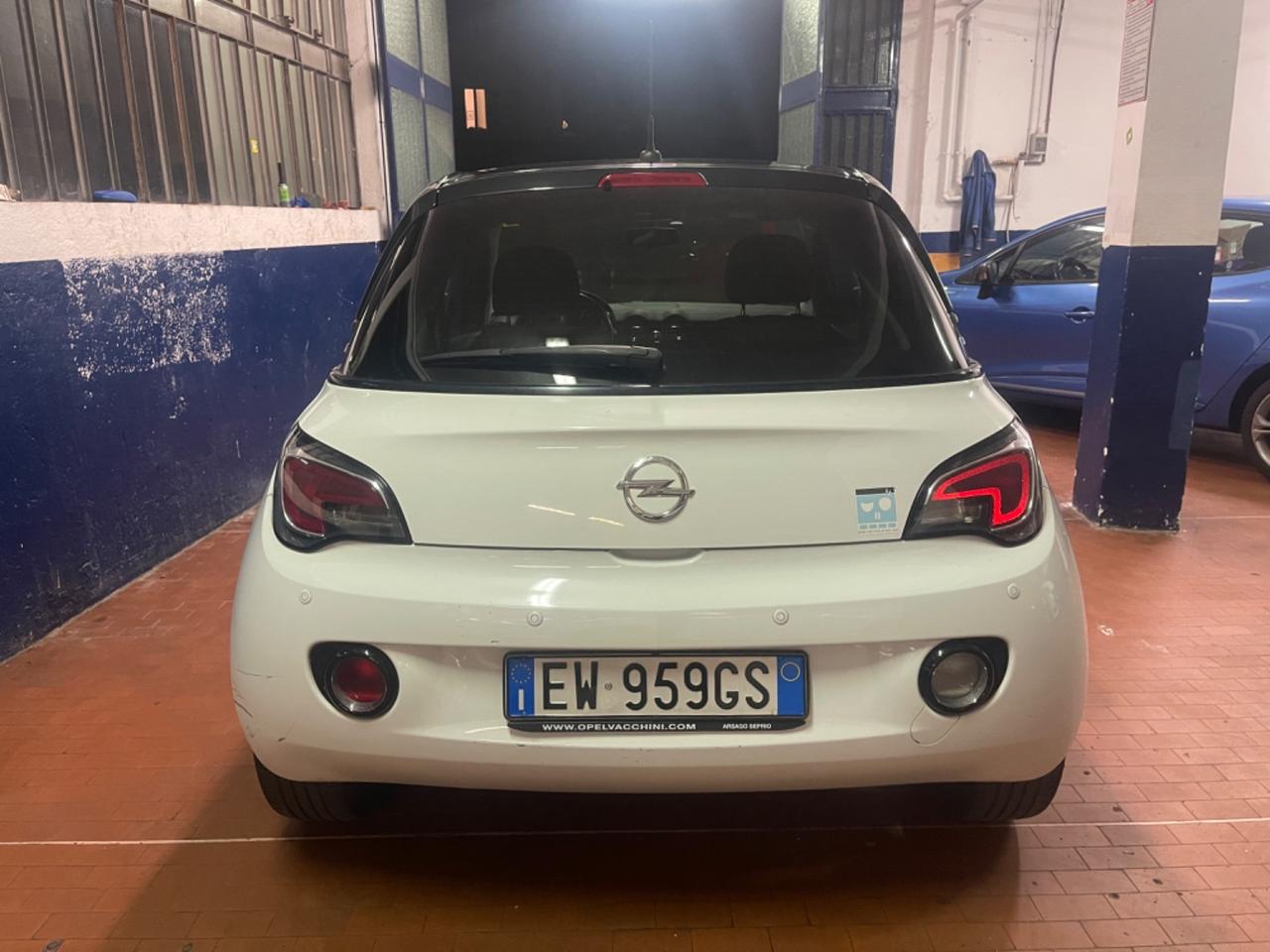 Opel Adam 1.4 87 CV GPL Tech White/Black Link