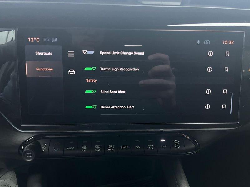 Alfa Romeo Junior Junior 1.2 145 CV Hybrid eDCT6 Speciale