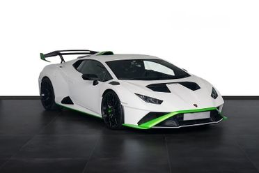 Lamborghini Huracàn STO 5.2 V10 NOLEGGIO LUNGO TERMINE - LEASING FULL INCLUSIVE