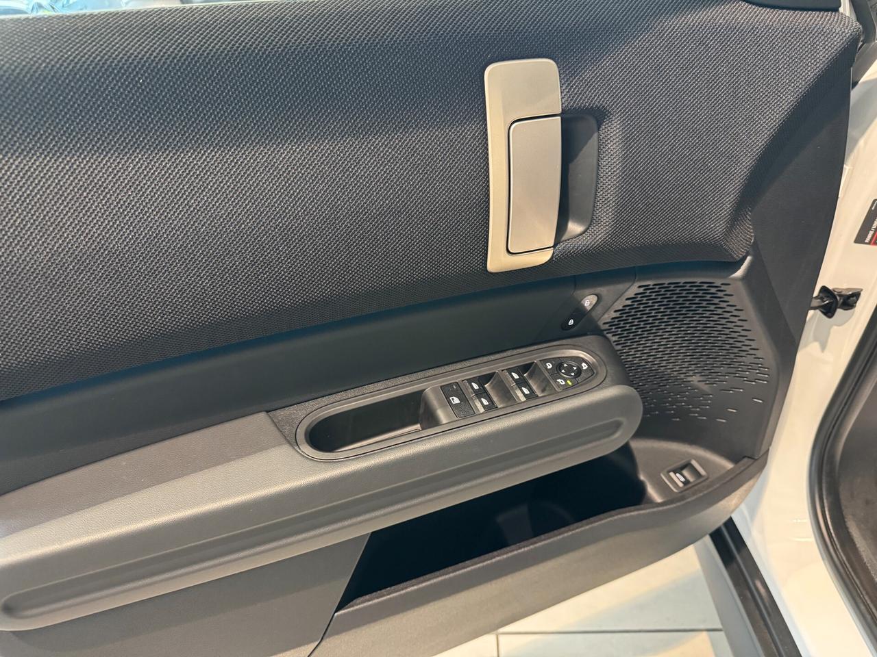 MINI Cooper D Countryman 2.0 Mhev Black Auto Navi Led App conn Cam 19"