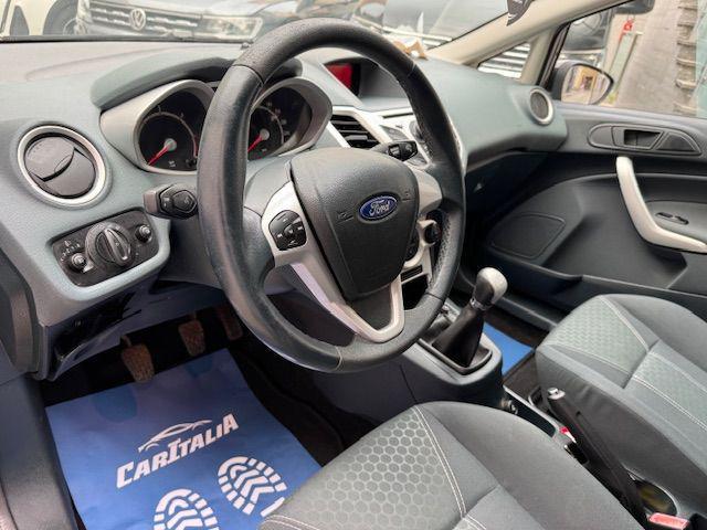 FORD Fiesta 1.4 TDCi 68CV 5 porte Titanium