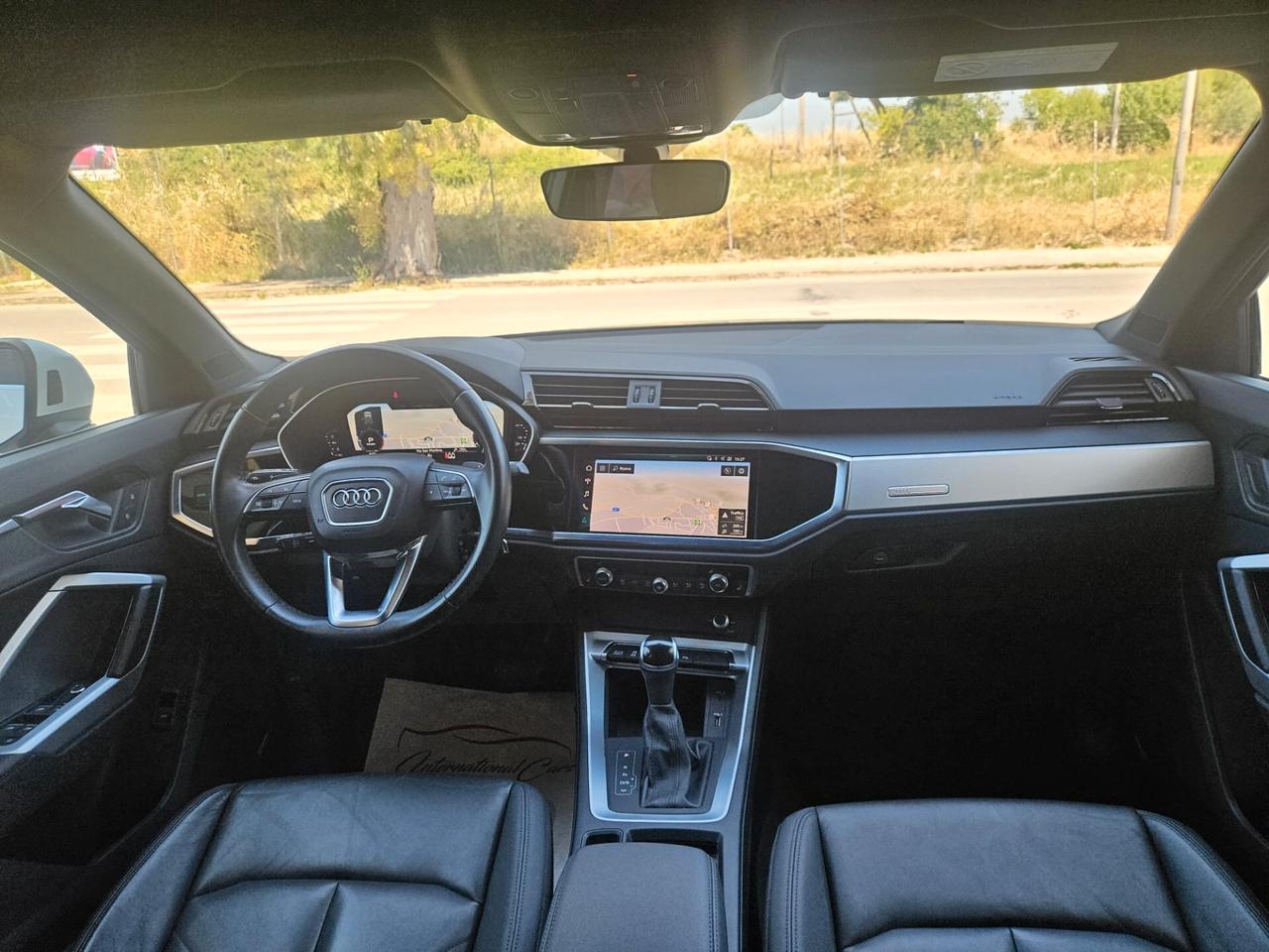 Q3 35 2.0 tdi 150cv Business Advanced s-tronic