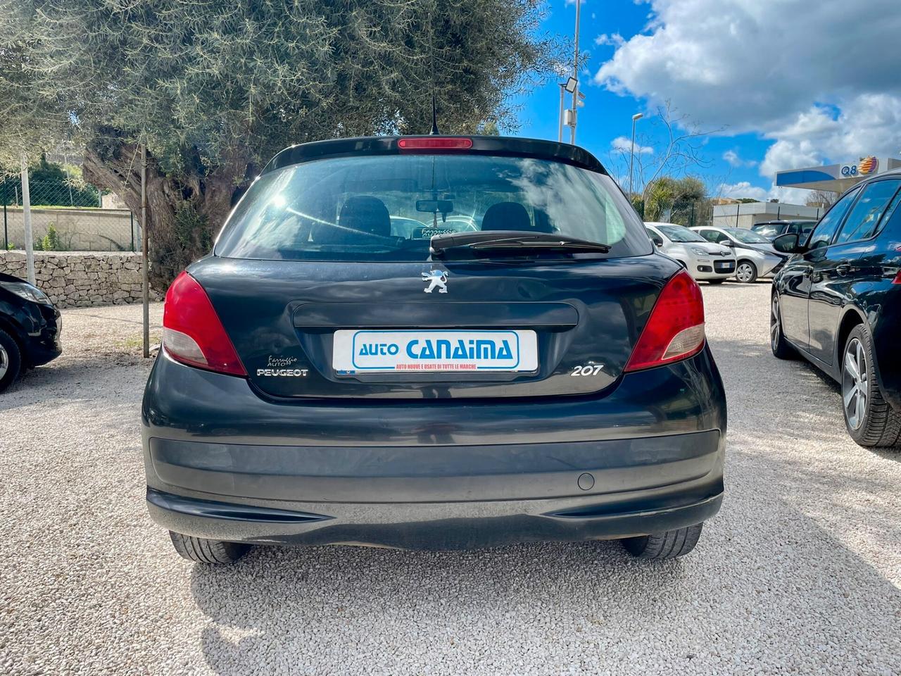 PEUGEOT 207 1.4 HDI - 2011