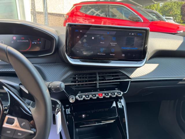 PEUGEOT 2008 Hybrid 145 e-DCS6 Allure KM. 26360