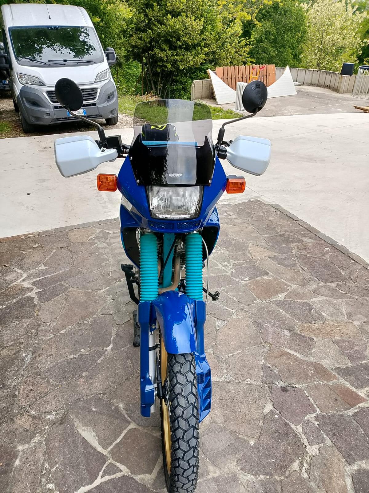 Honda NX 650 Dominator