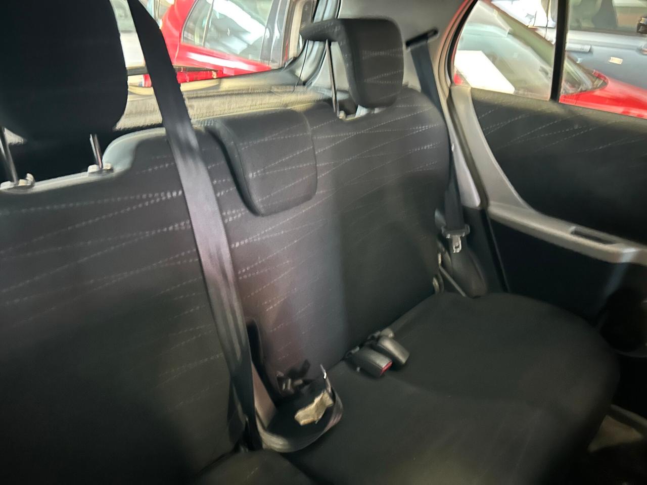 Toyota Yaris 1.3 5 porte Sol