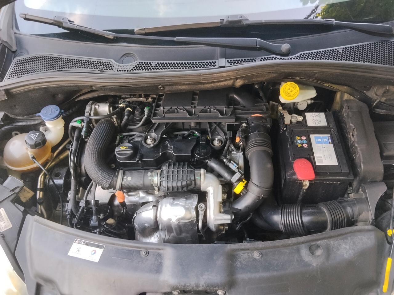Peugeot 208 1.4 HDi 68 CV 5 porte Active