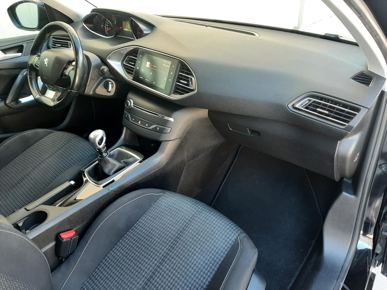 Peugeot 308 SW 1.6 BlueHDi 120cv Business