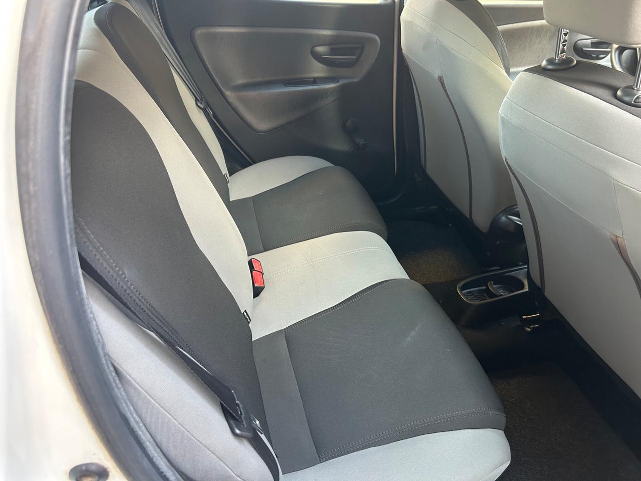 Lancia Ypsilon 1.2 69 CV 5 porte S&S Platinum