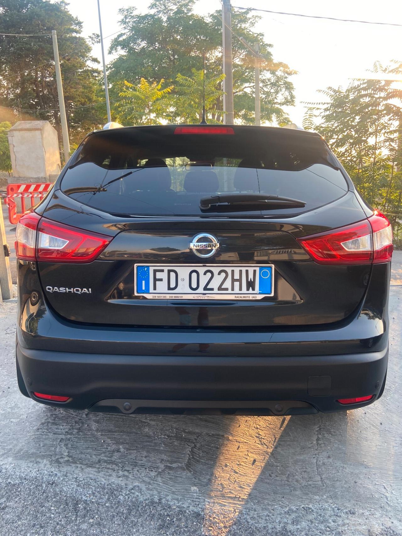 Nissan Qashqai 1.6 dCi Tekna (TETTO-NAVI-RETROCAMERA )