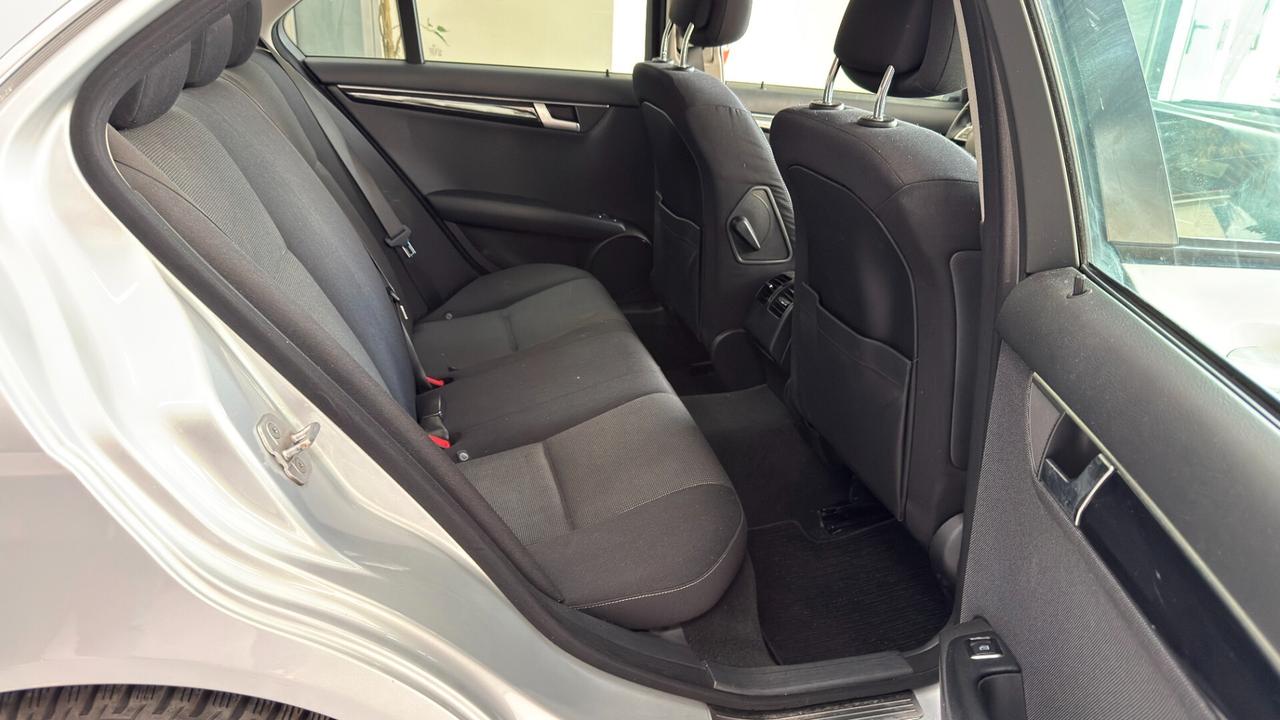 Mercedes C 180 CDI Trend Uniproprietario