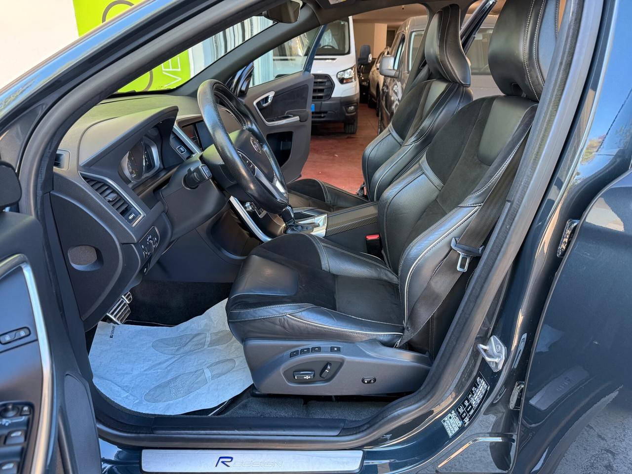 Volvo XC60 2.0 d4 R-design geartronic GARANZIA24ME