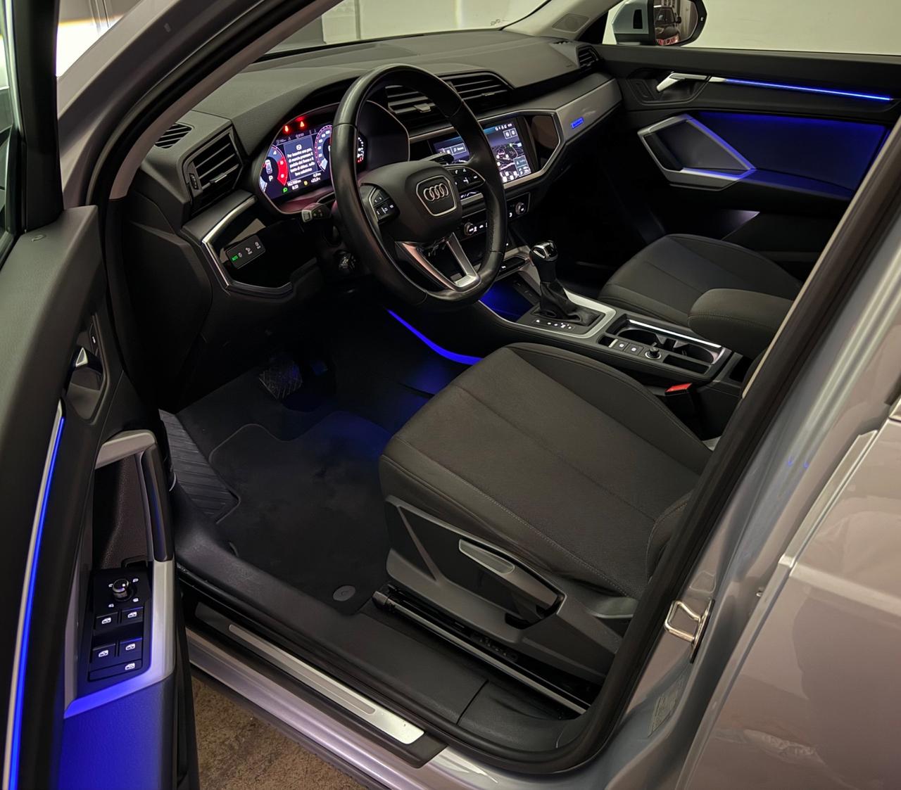 Audi Q3 35 2.0 Tdi 150CV Stron Advanced-LED