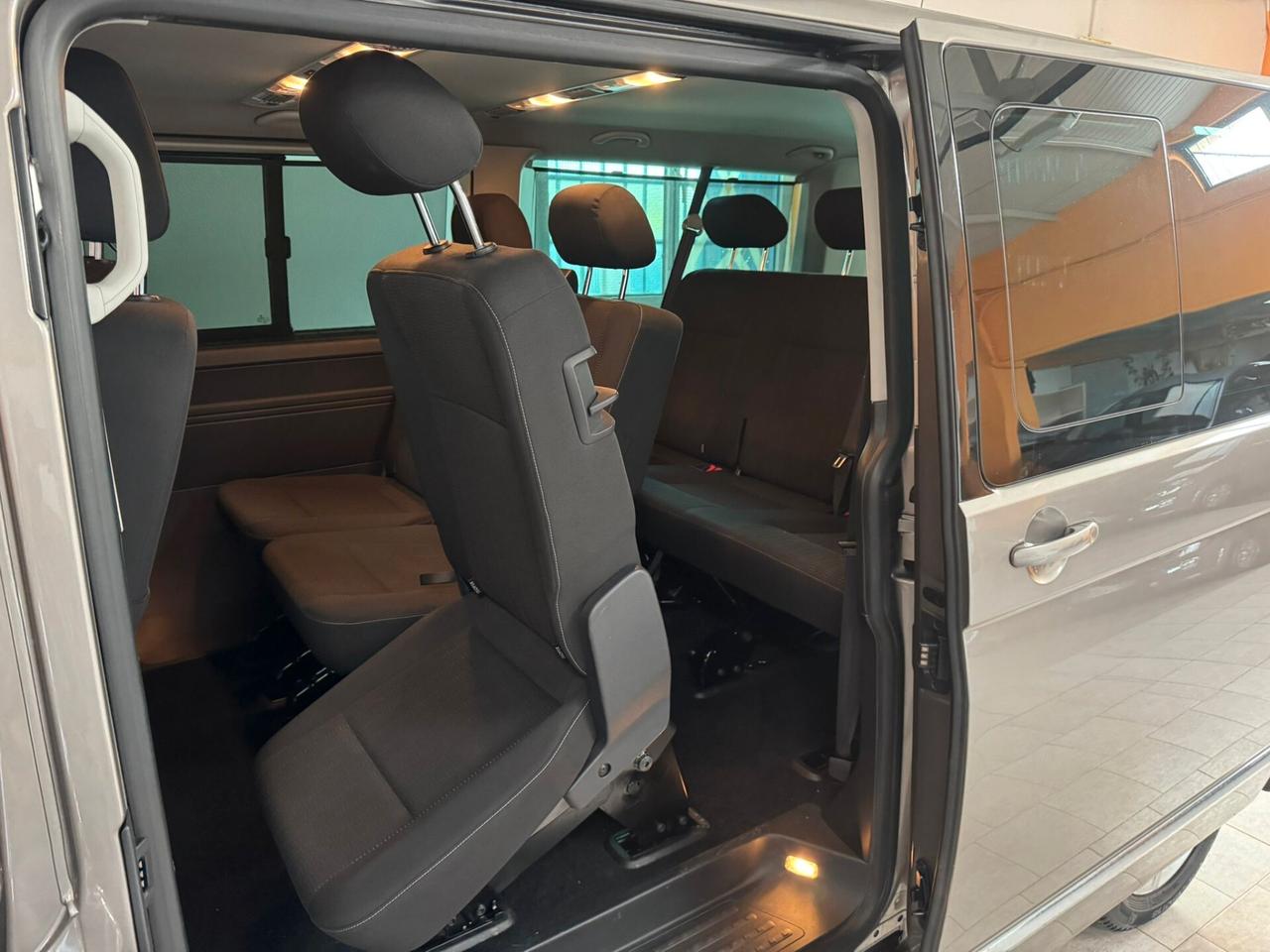 Volkswagen Caravelle 2.0 TDI 204CV 4 Motion