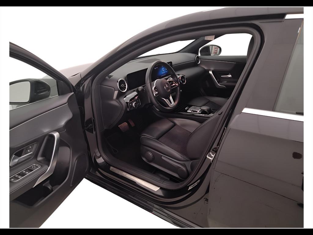 Mercedes-Benz Classe A - W177 2018 - A 180 d Sport Extra auto