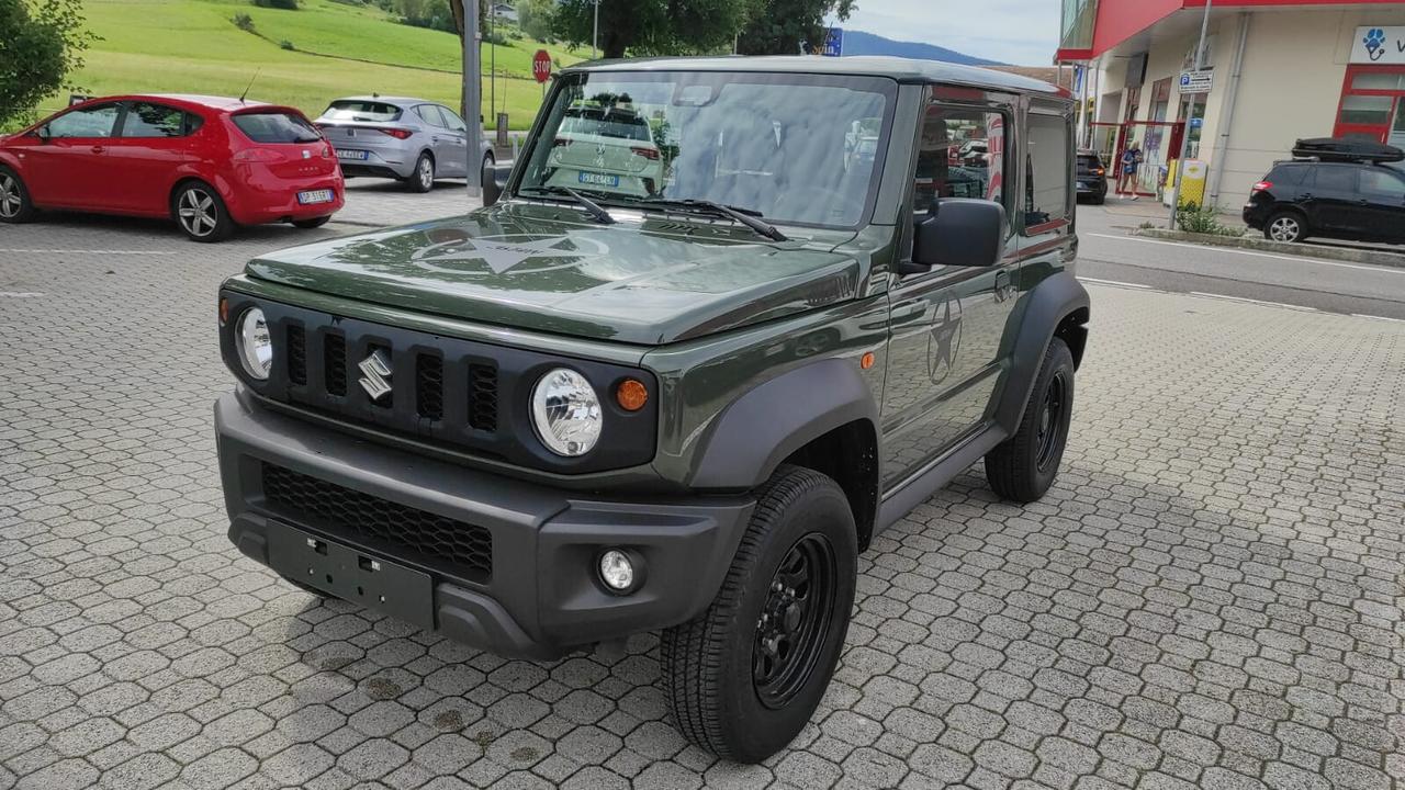SUZUKI JIMNY 1.5 BENZINA 102CV 4X4 GANCIO TRAINO