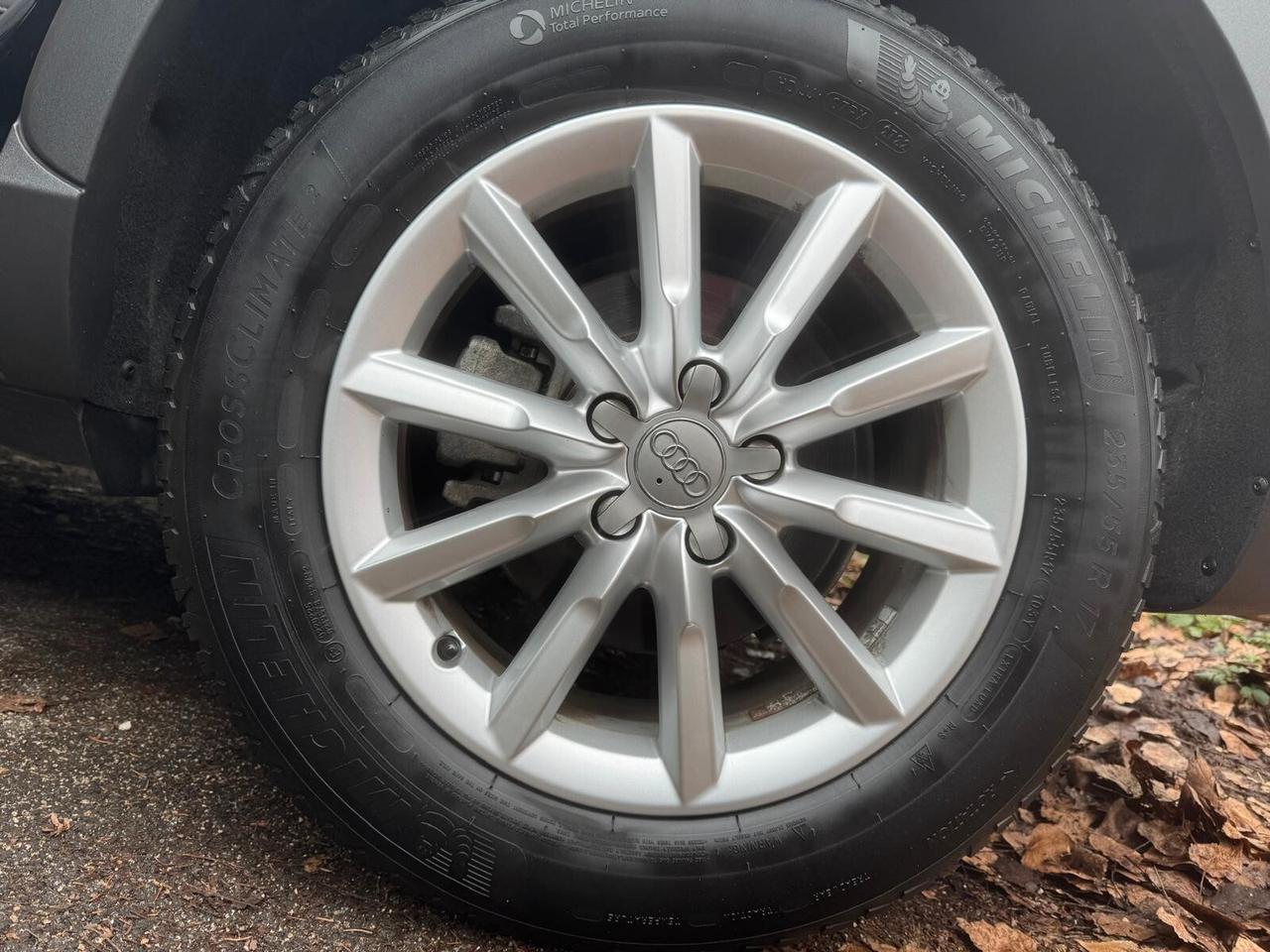 Audi Q3 2.0 TDI 120 CV Business