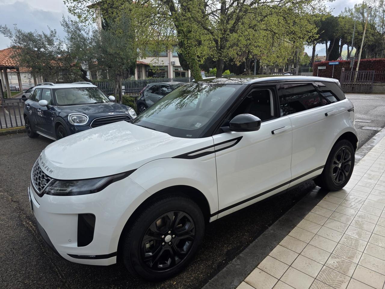 Land Rover Range Evoque 2.0D I4 180 CV AWD Auto R-Dynamic S