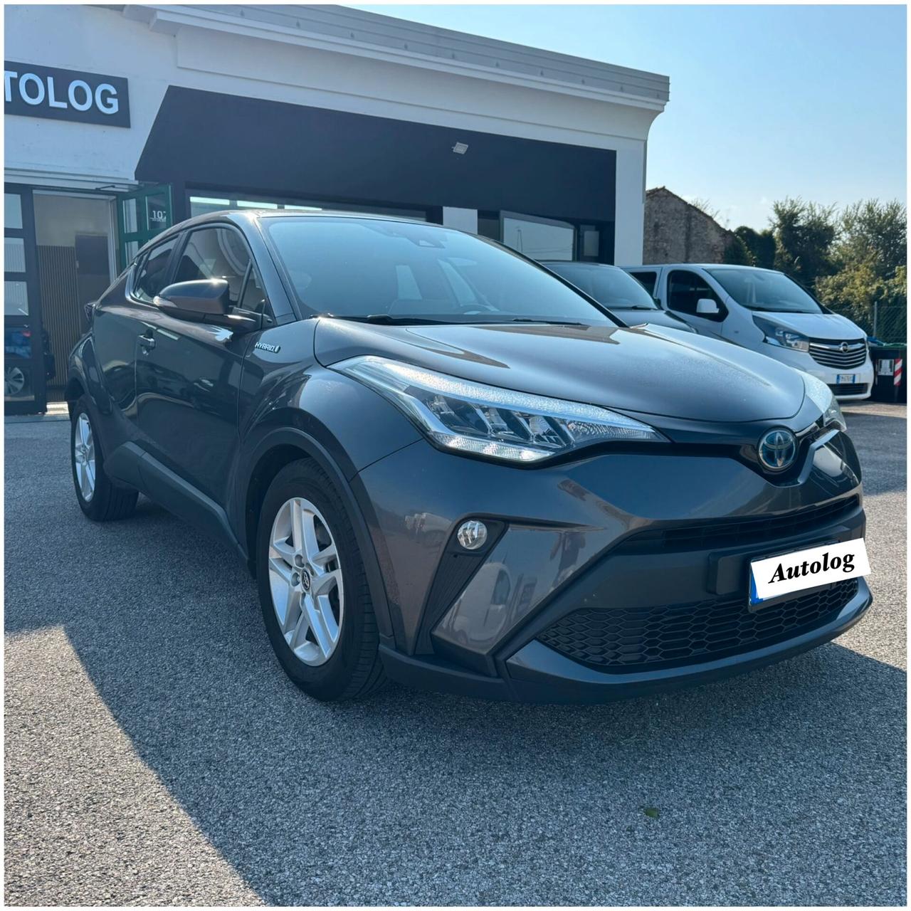 Toyota C-HR 1.8 Hybrid E-CVT Business