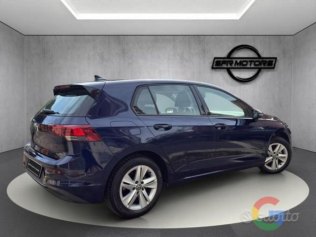 Volkswagen Golf Life 2.0 150cv dsg - PROMO/IV...