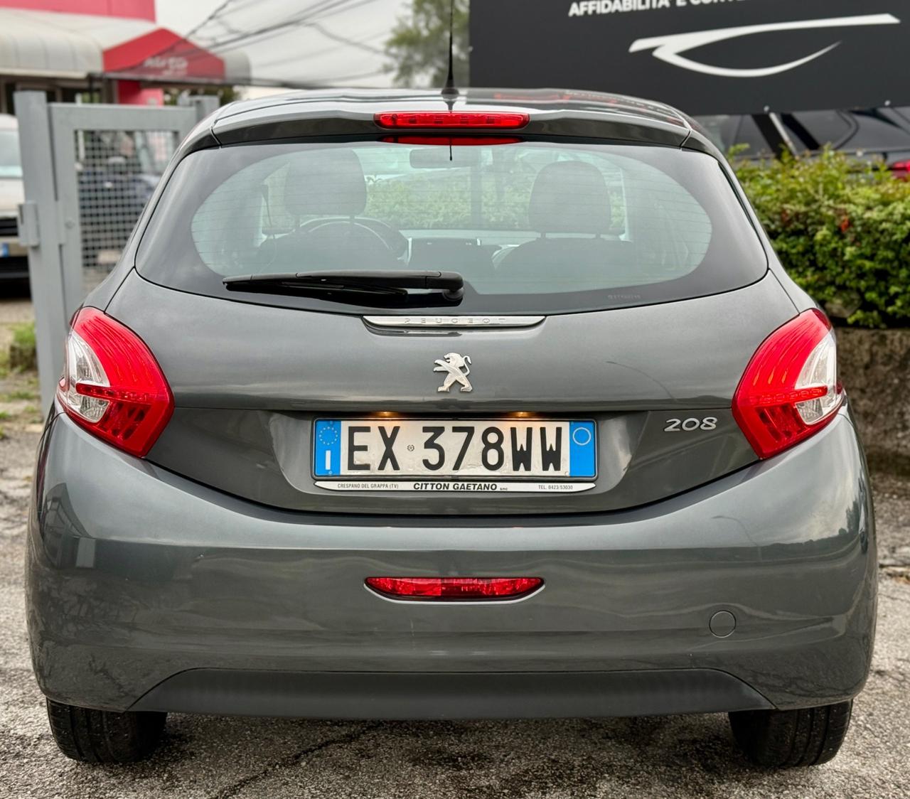 Peugeot 208 1.4 HDi 68 CV 5 porte OK NEO PATENTATI