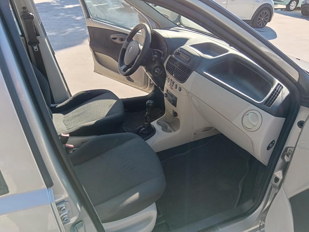 Punto 1.2 GPL 5 PORTE
