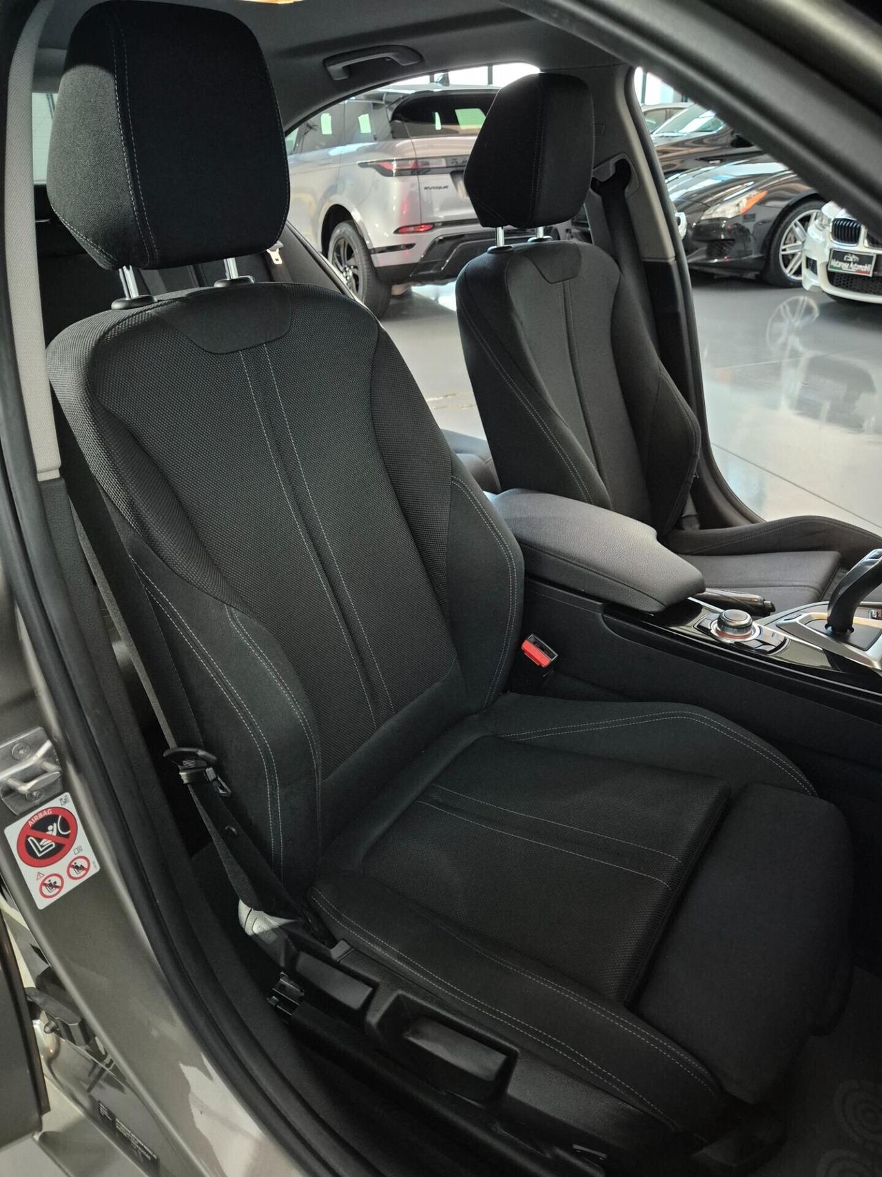 BMW 330e iPerformance Plug-in Hybrid Finanziabile Garanzi