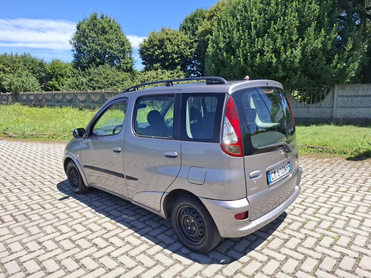Toyota Yaris Verso 1.3i 16V cat Sol '03
