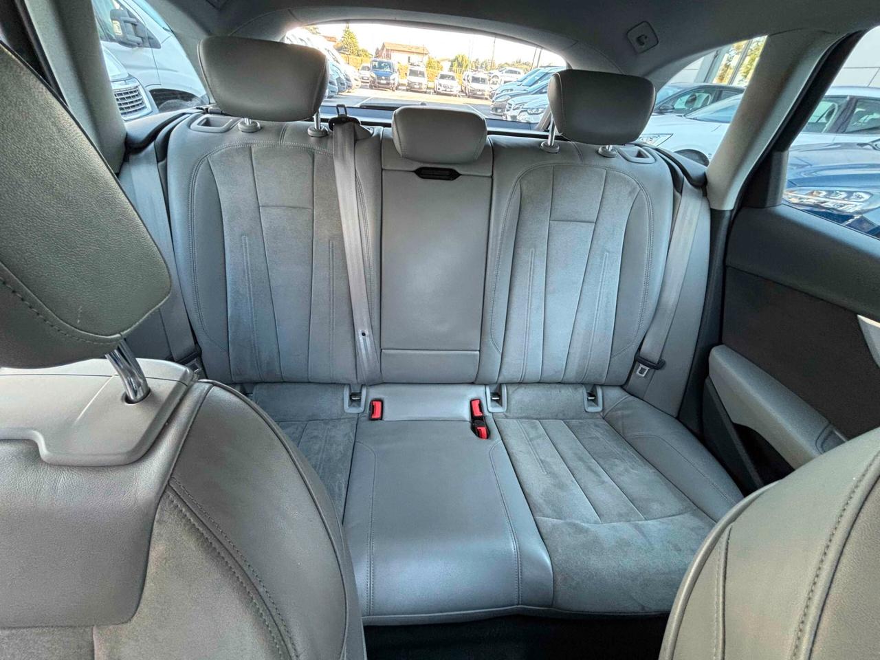 Audi A4 Avant 3.0 TDI quattro S tronic Business Sport
