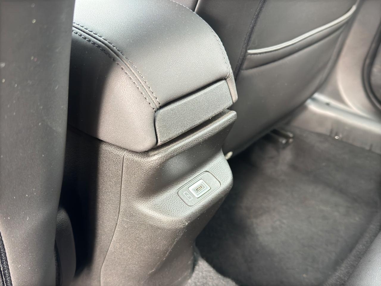 Jeep Avenger 1.2 Turbo 100 CV MHEV Altitude