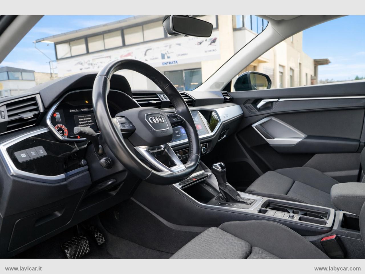 AUDI Q3 SPB 35 TDI S TRON S-LINE BLACK LINE