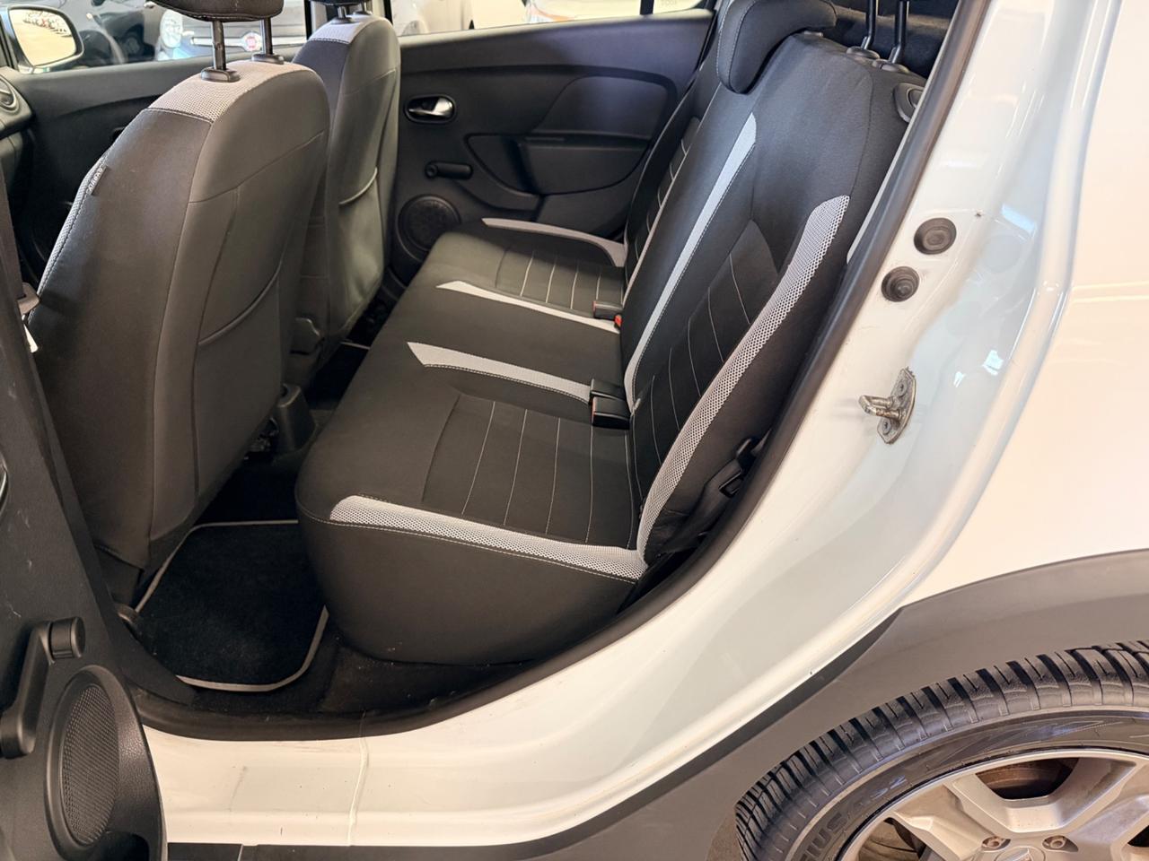 Dacia Sandero Stepway 0.9 TCe Turbo GPL 90 CV S&S Techroad