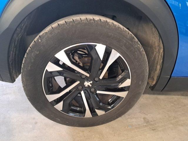 PEUGEOT 2008 BlueHDi 100 S&S Allure Navi Pack