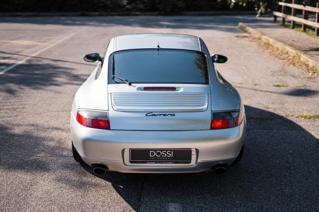 Porsche 911 Carrera cat Coupé