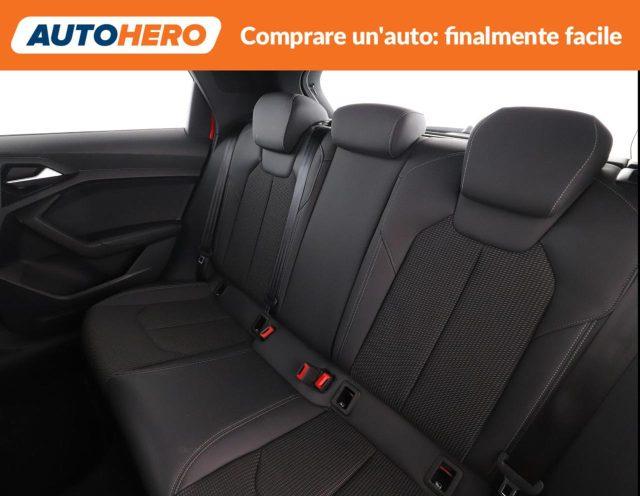 AUDI A1 citycarver 30 TFSI Identity Contrast