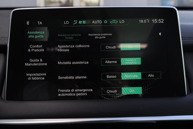 MG EHS Plug-in Hybrid Luxury