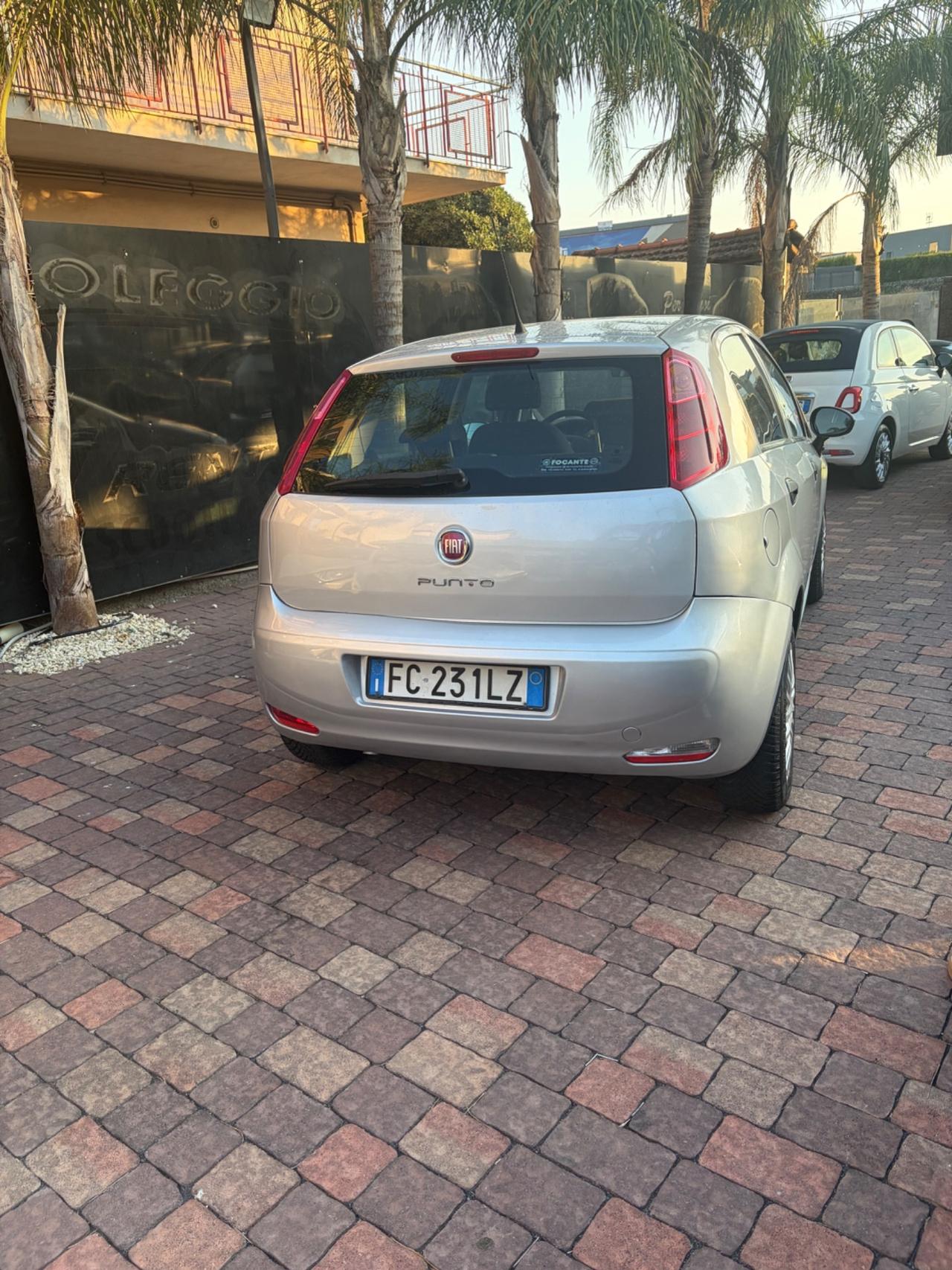 Fiat Punto 1.4 8V 5 porte benzina gol