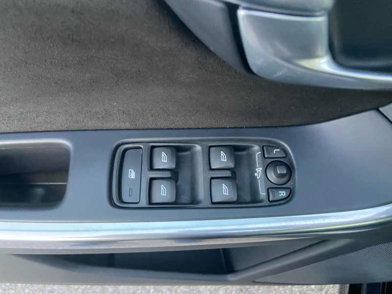 VOLVO XC60 2.0 d3 R-design 150cv geartronic