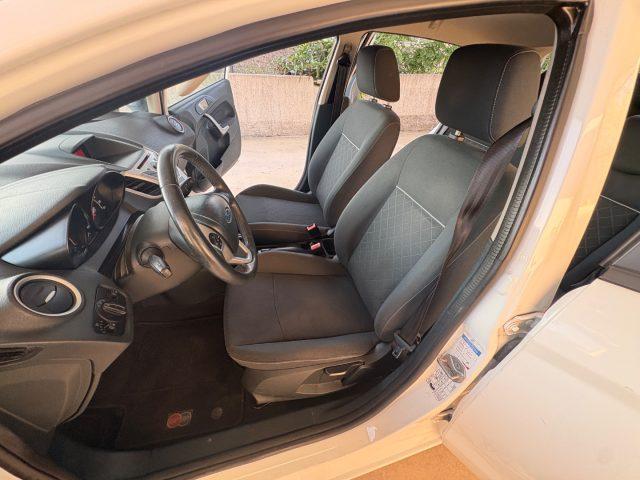 FORD Fiesta 1.4 5 porte Bz.- GPL Titanium OK NEOPAETNTATI