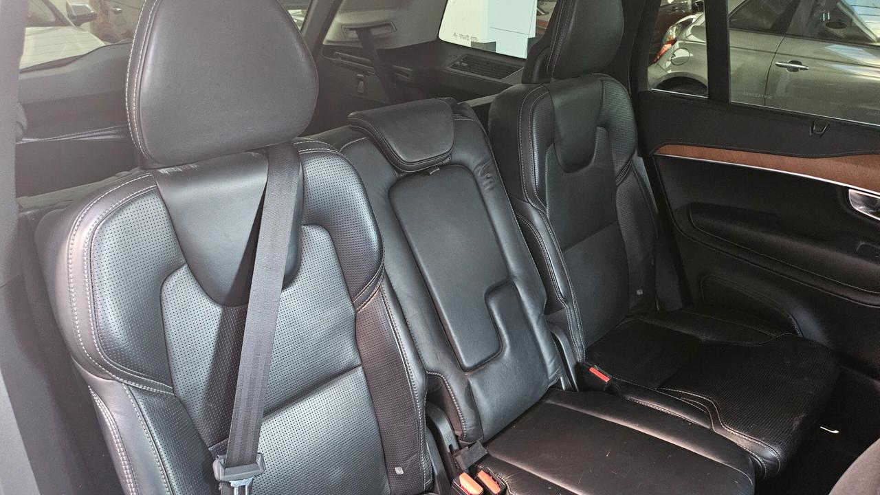 Volvo XC 90 XC90 D5 AWD Geartronic 7 posti Inscription