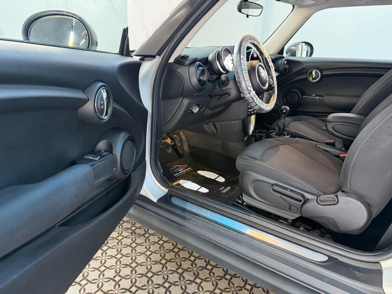 Mini 1.5 Cooper D Business XL