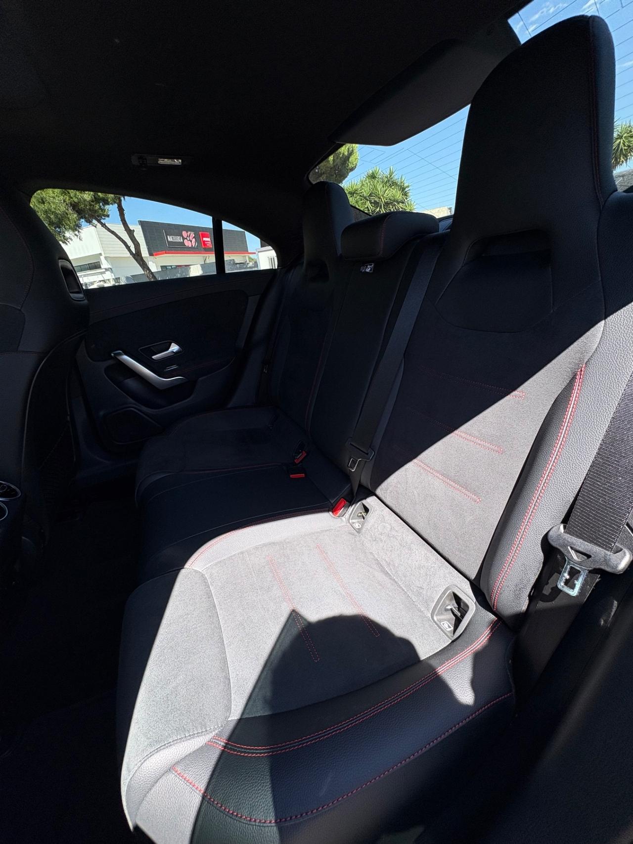Mercedes-benz CLA 200 d Automatic Business