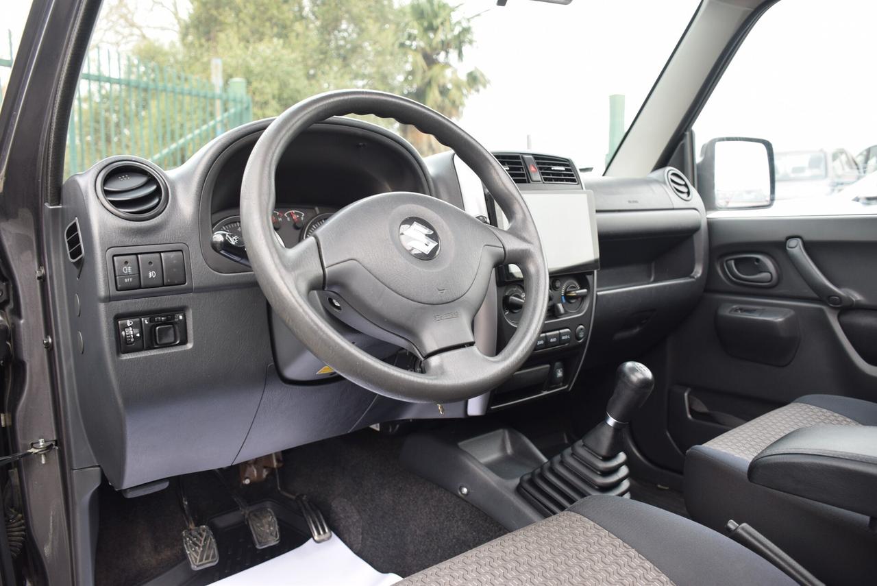 Suzuki Jimny 4X4 - GANCIO TRAINO TETTO PANORAMICO 1.3i 16V 85CV Special NAVI CAM ANDROID CARPLAY