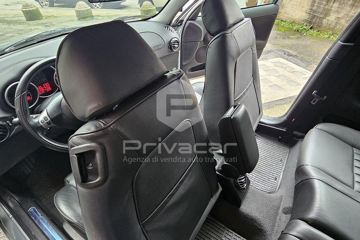 ALFA ROMEO 147 2.0i 16V T.S. cat Selespeed 3p. Dist.