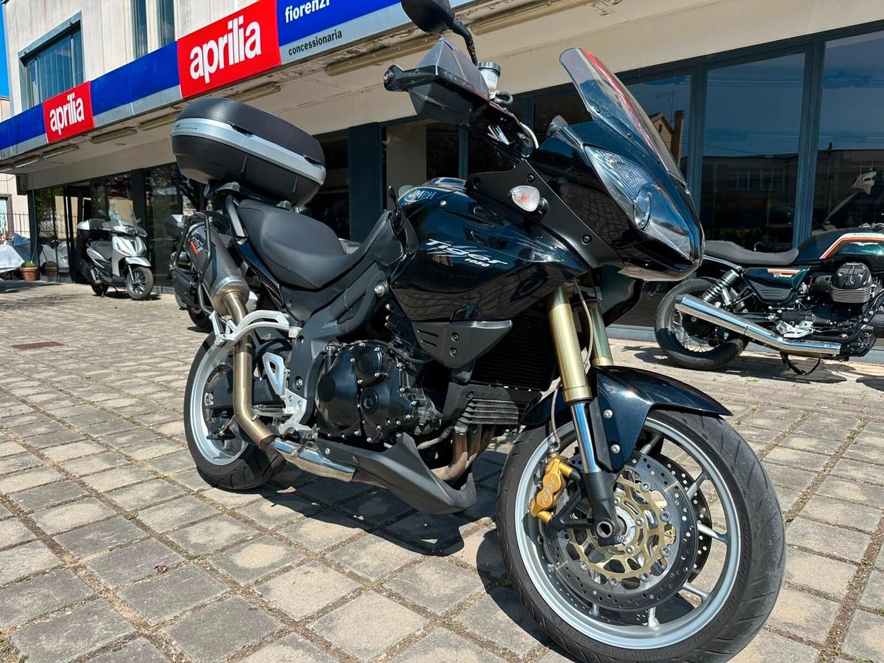 Triumph Tiger 1050