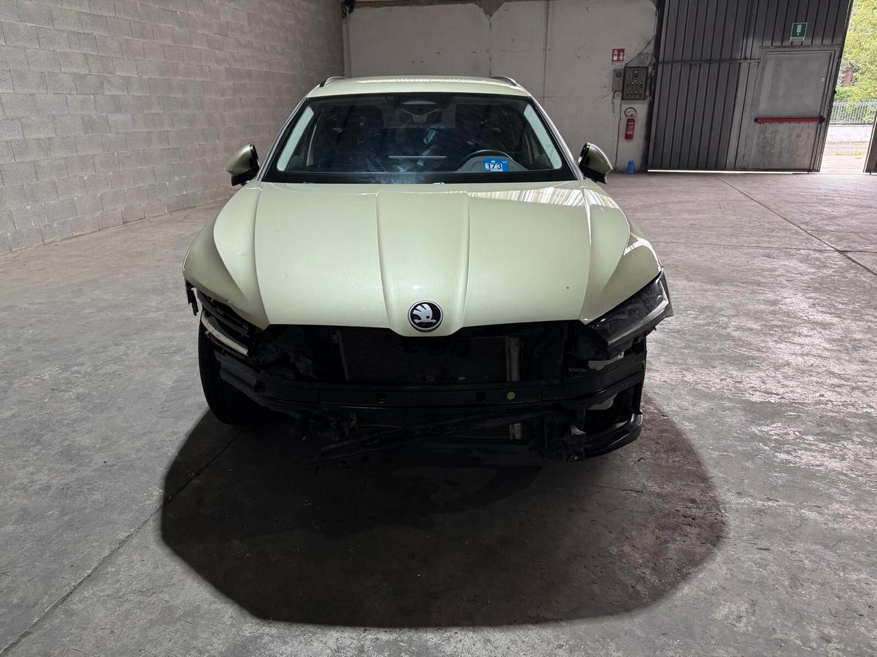 Skoda Superb Wagon 2.0 tdi Style 150cv dsg