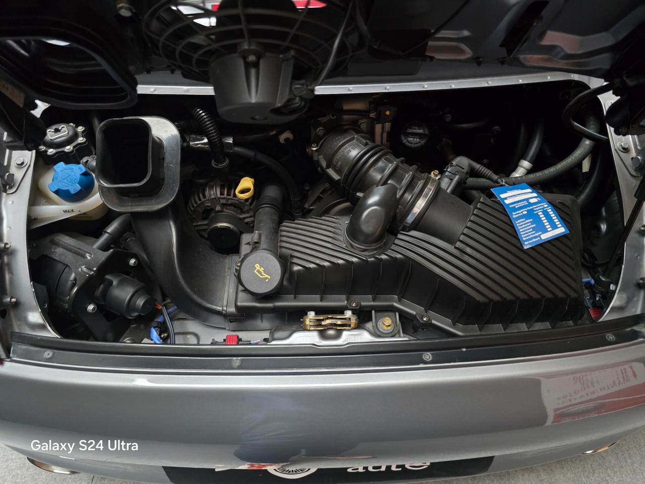 Porsche 911 Carrera cat Coupé