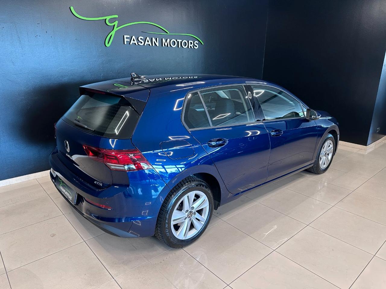 Volkswagen Golf 1.5 etsi evo Life 130cv dsg